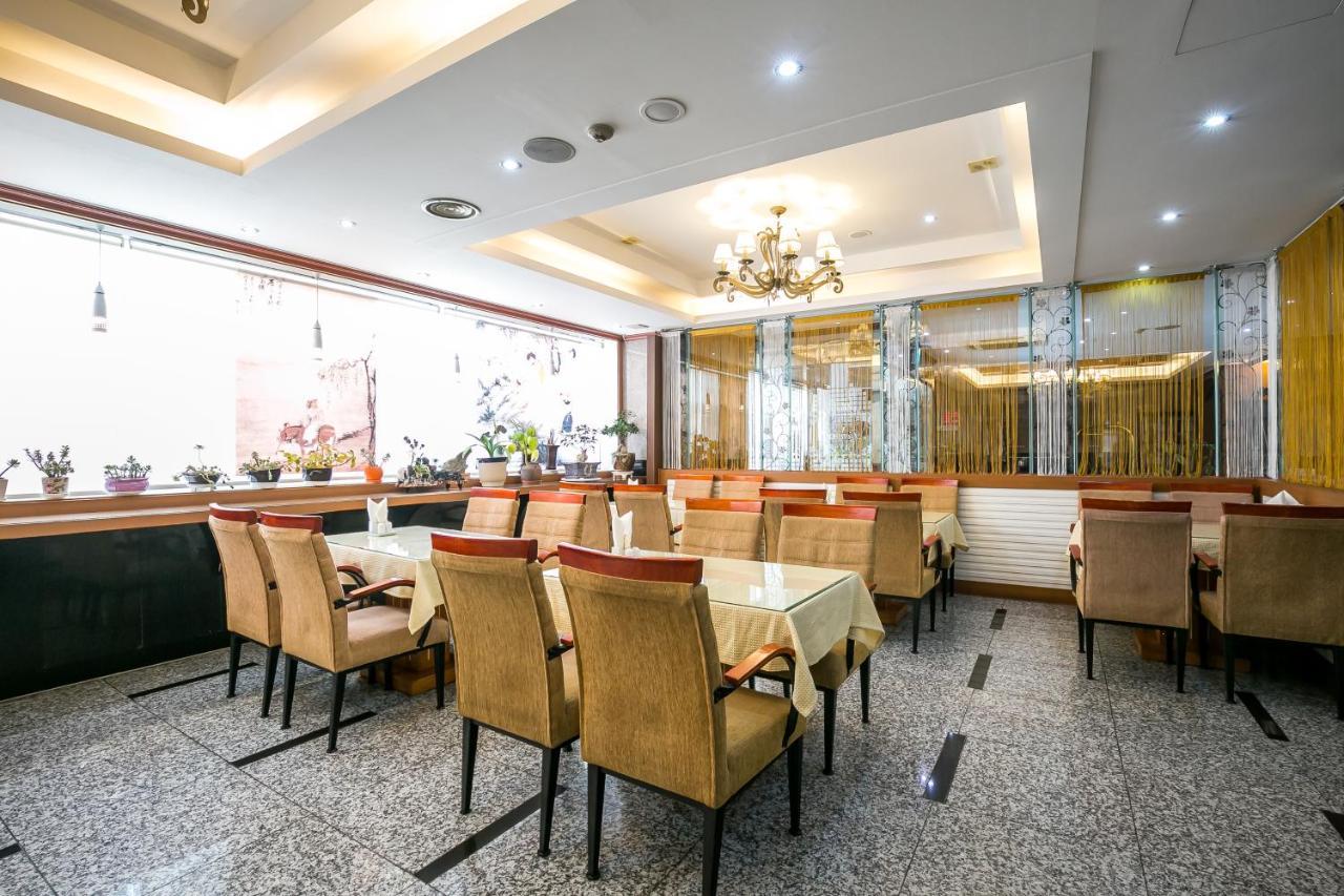 Fiore Hotel Gumi Exterior photo