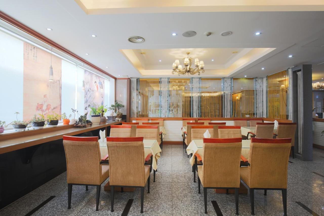 Fiore Hotel Gumi Exterior photo